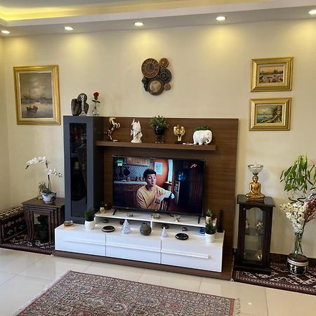 Luxury Hotel Apartment With Pools In Front Auc Cairo Exterior photo